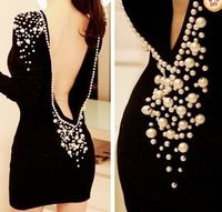Vestido sexy com decote nas costas