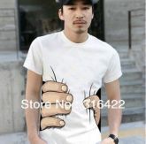 Camiseta T grande mão em visual 3D